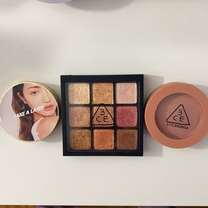 3CE eyeshadow palette blush take a layer multipot